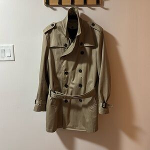 Banana Republic Trench coat. Size medium.